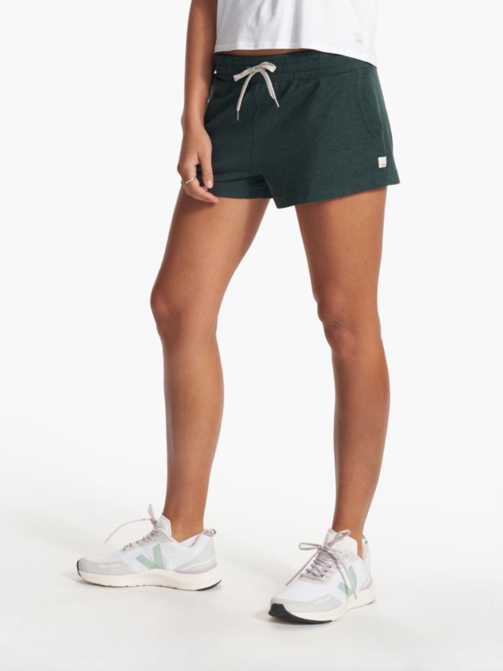 Vuori Halo Performance Short in Grass Heather